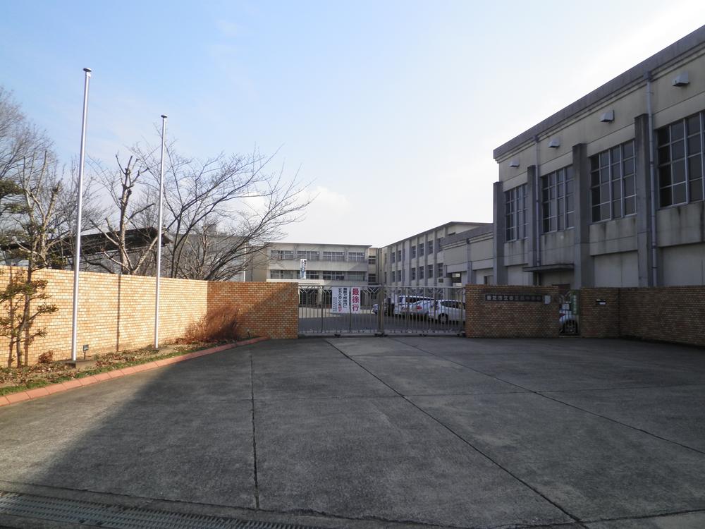 Junior high school. Kashibanishi until junior high school 2620m