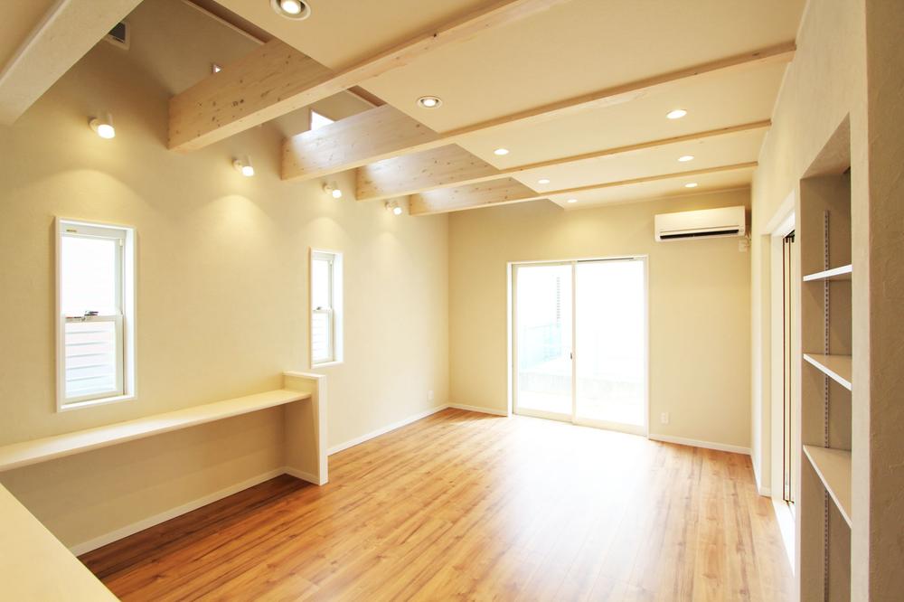 Living. Nagao model house (No. 8 locations)