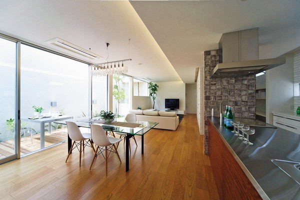 Same specifications photo (kitchen). LDK the outside and the internal space to integrate, Production nature and as the family gather in comfortable space to feel the four seasons. Same specifications indoor