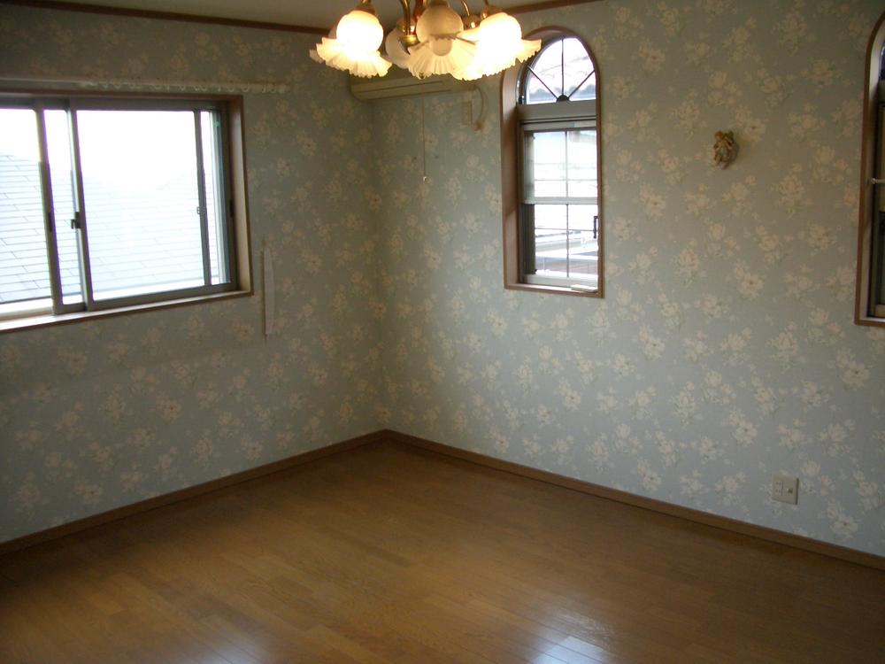 Non-living room. Indoor (11 May 2013) Shooting