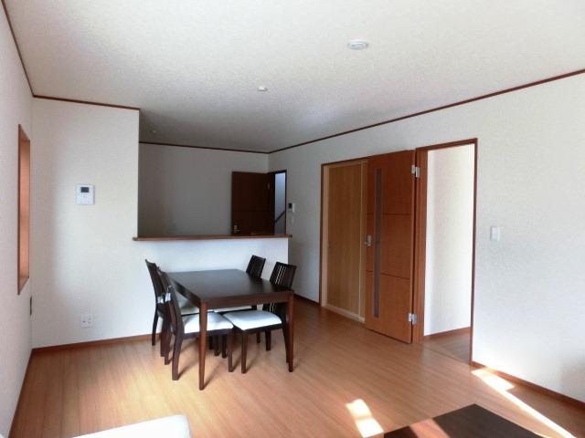 Living. Moments of family gatherings in the living room, which was stuck in the open feeling and daylighting