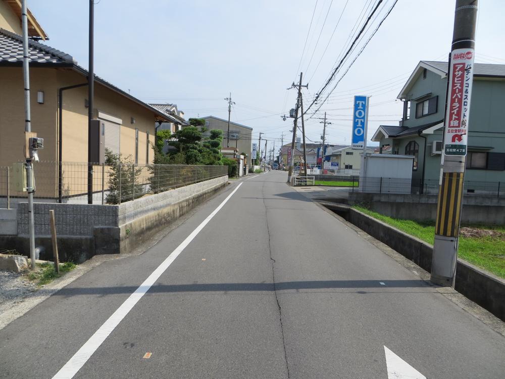 Local photos, including front road