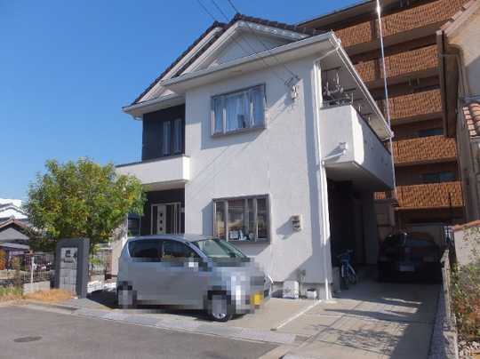 Local appearance photo. Exterior (1) October 2008 architecture