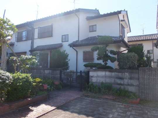 Local appearance photo. Exterior (1)