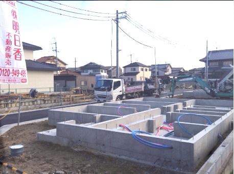 Local appearance photo. Since the local available at sales representative man, Please come feel free to