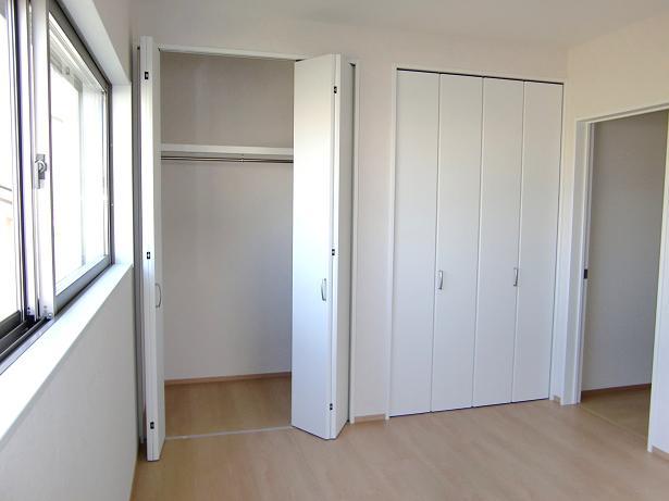 Non-living room. Indoor (September 2013) Shooting