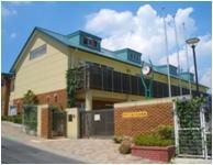 kindergarten ・ Nursery. I guess it will be saved for the near to Asahigaoka 451m still young kindergarten children to kindergarten. 