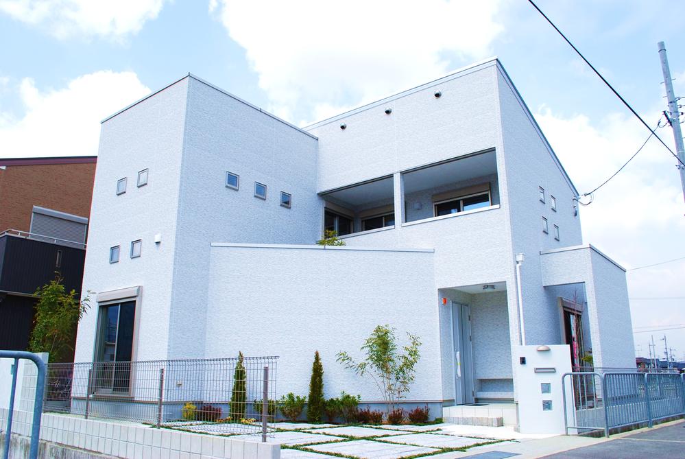 Rendering (appearance). Same specifications photos (appearance)