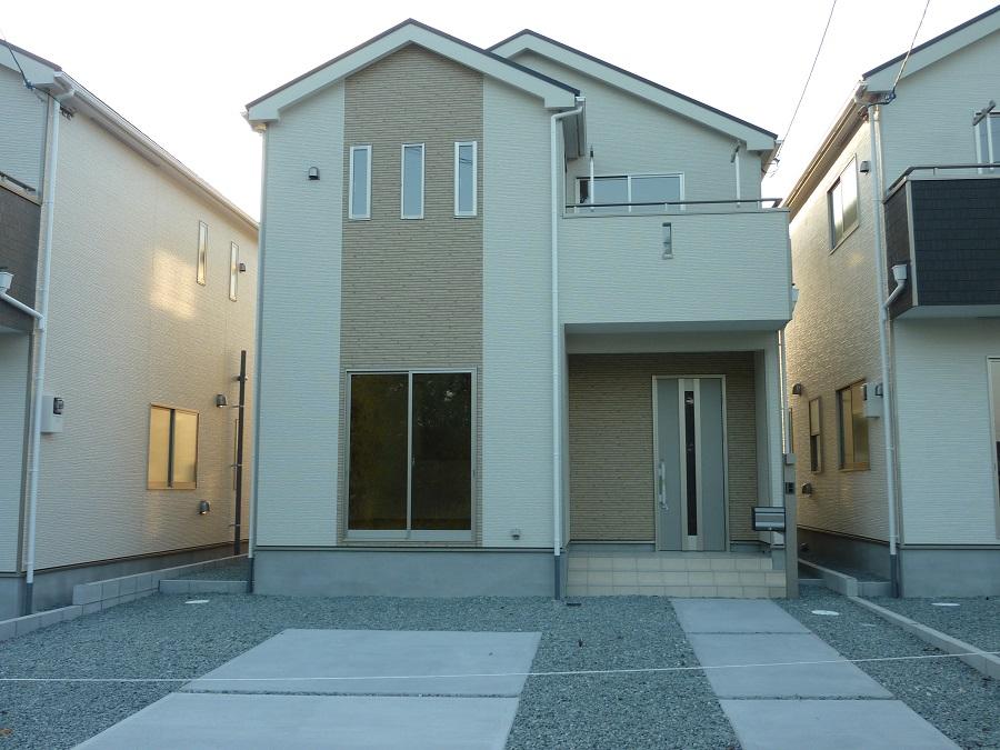 Local photos, including front road. No. 2 place New price ¥ 2180 Man