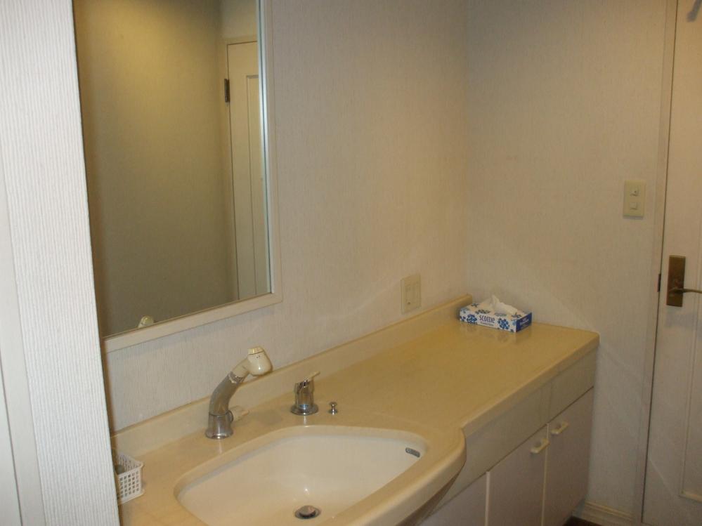 Other. Indoor (10 May 2013) Shooting