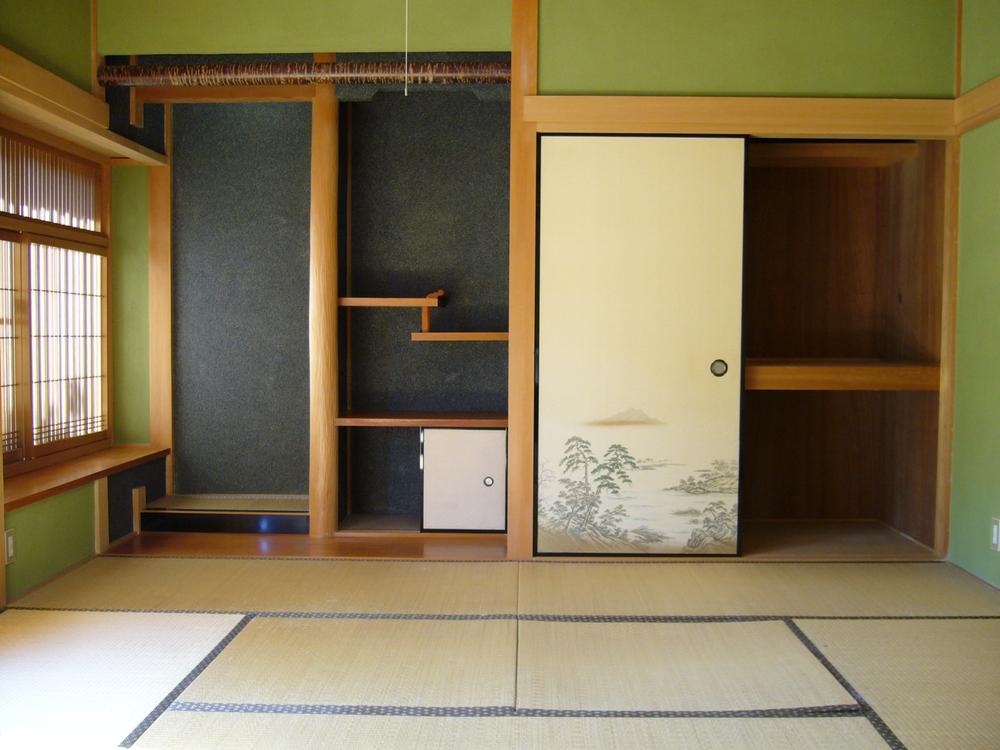 Non-living room. Indoor (10 May 2013) Shooting