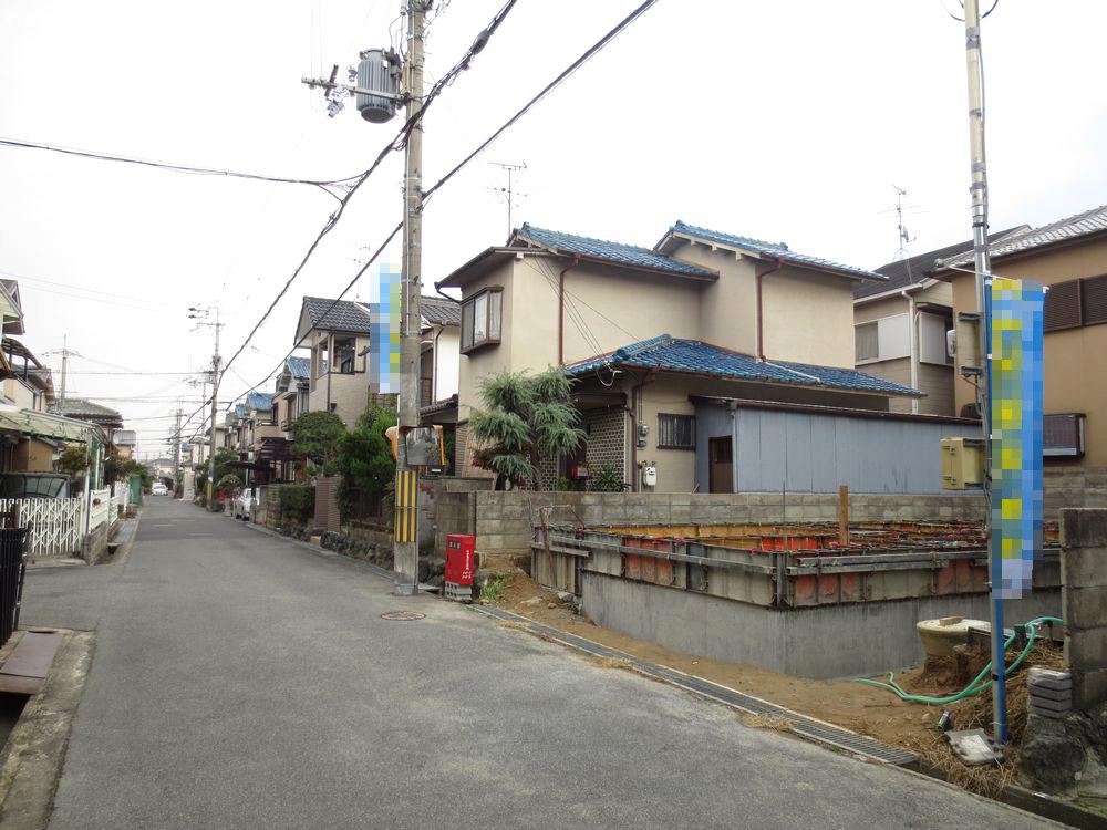 Local photos, including front road.  ■ Kintetsu Masuga Station 14 mins ・ Yamato Yagi Station walk 18 minutes and access good ■ 