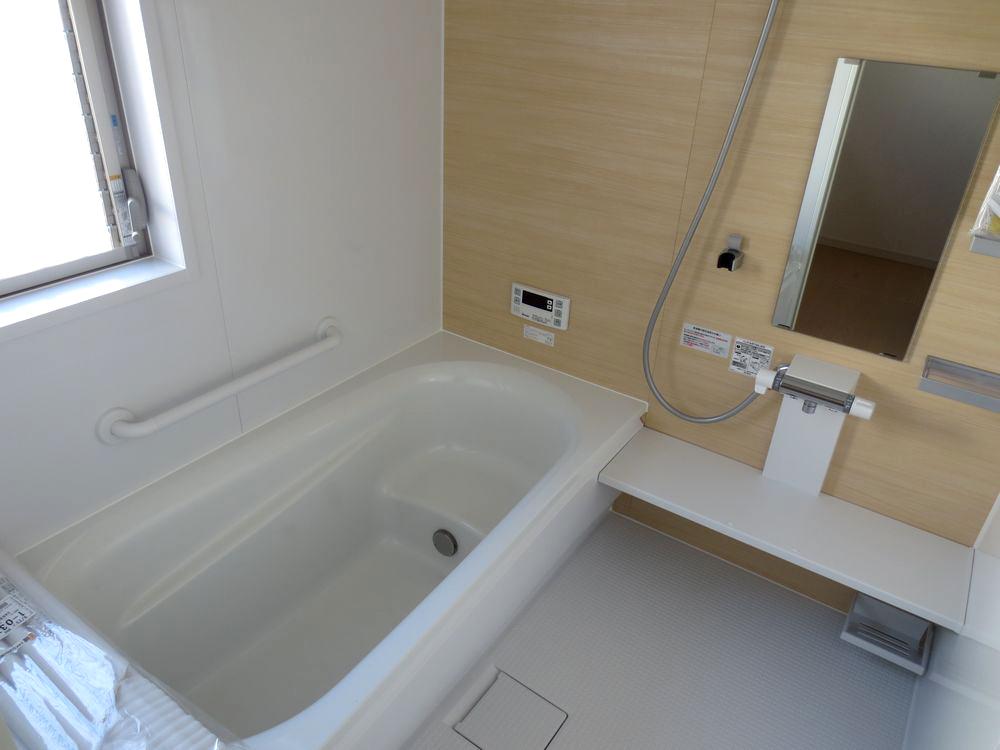 Bathroom.  ■ Bathroom 1 pyeong size automatic hot water beam, Add-fired function, Bathroom is equipped with heating dryer ■ 
