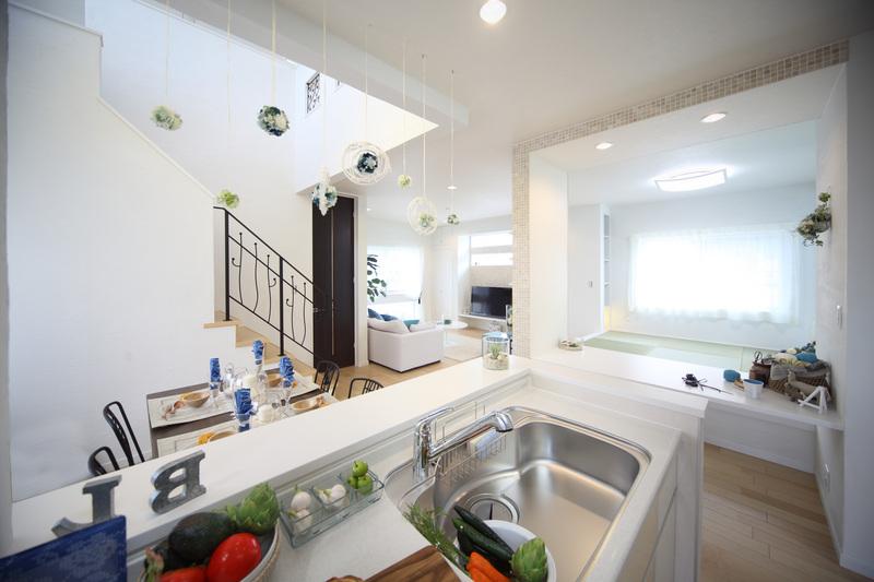 Model house photo. By Kakimoto model atrium, Now pleasant space with a brightness and airy