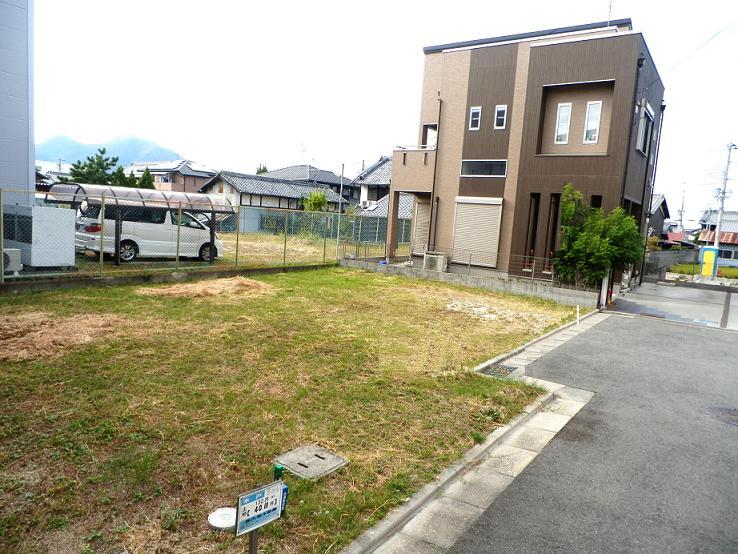 Local photos, including front road