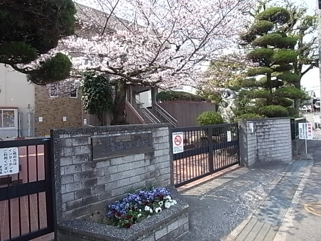 Primary school. 1273m to Katsuragi Municipal Taima elementary school (elementary school)
