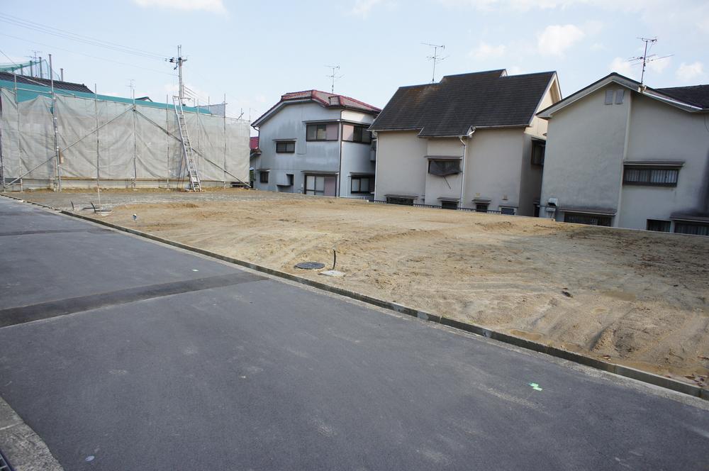 Local land photo. It was to construct the completion of construction.