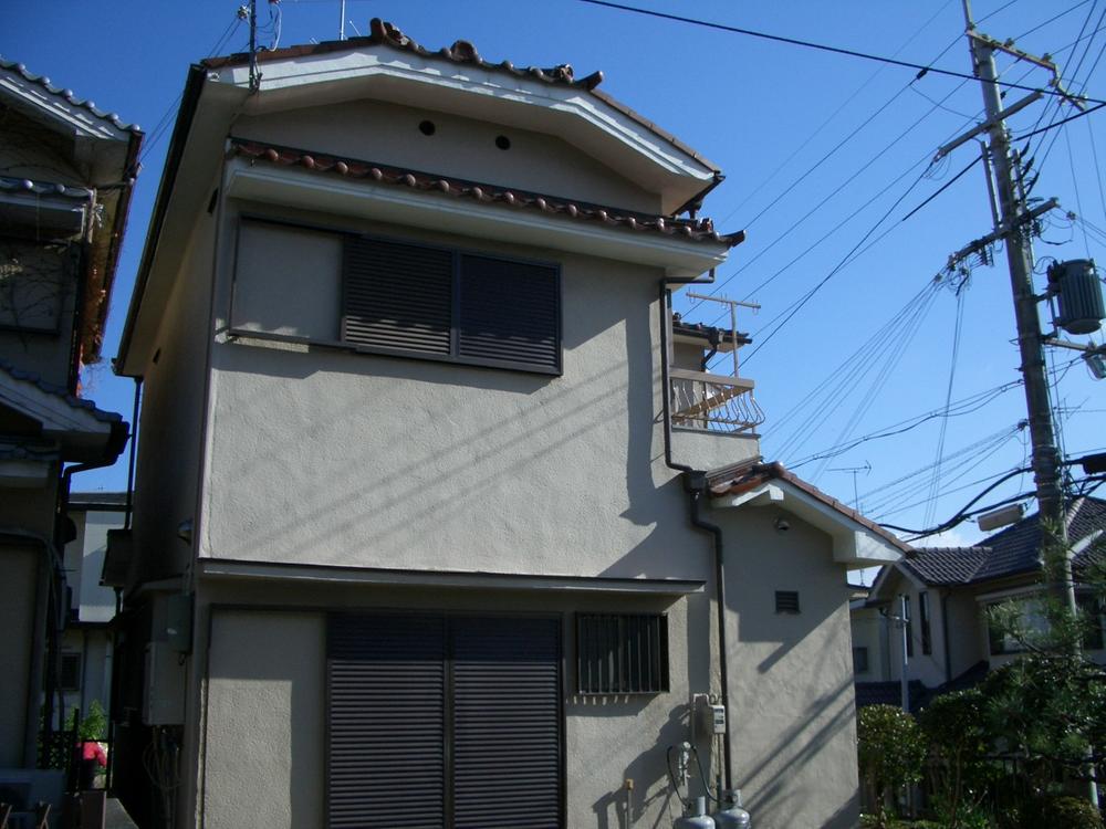 Local appearance photo. Local (11 May 2013) Shooting