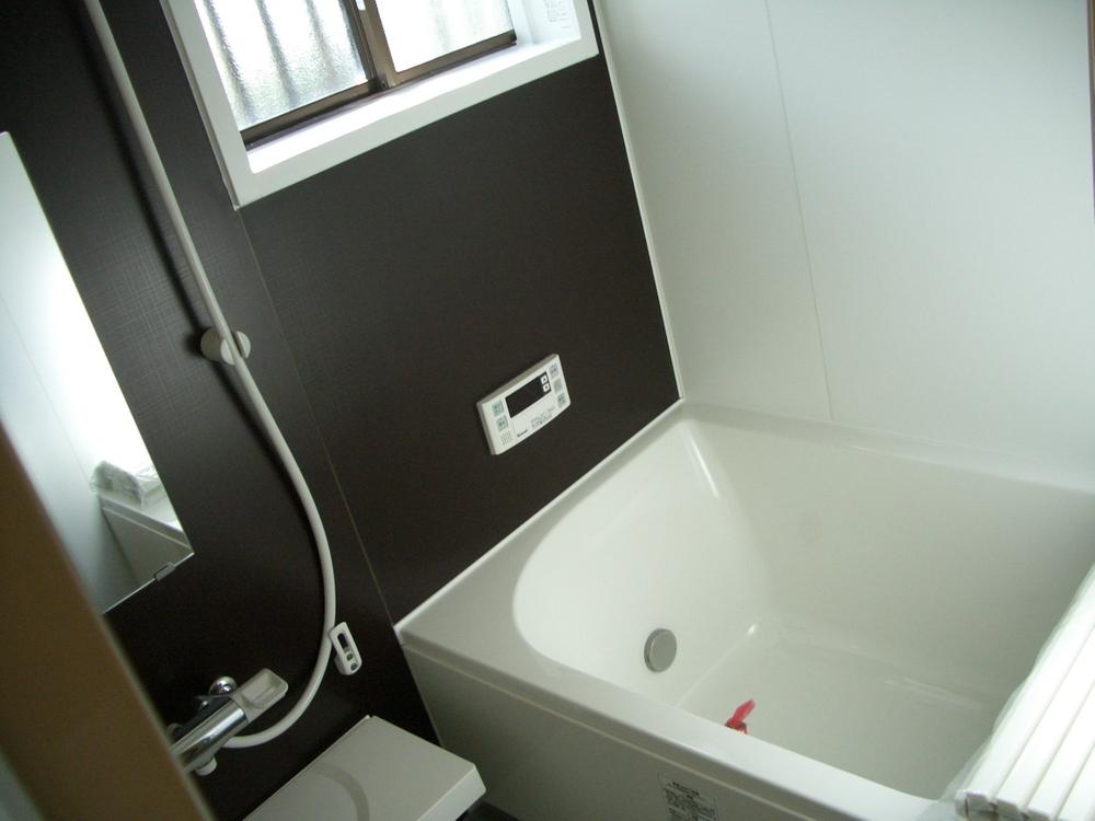 Bathroom. Indoor (11 May 2013) Shooting