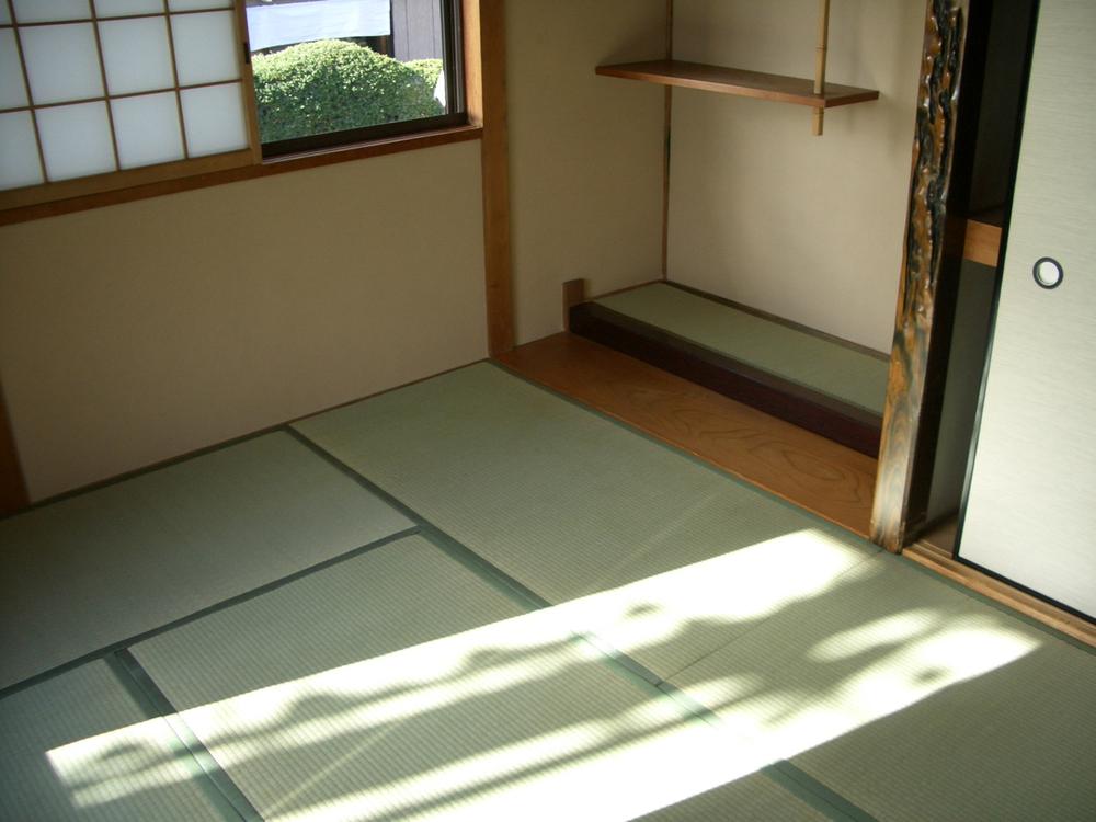 Non-living room. Indoor (11 May 2013) Shooting