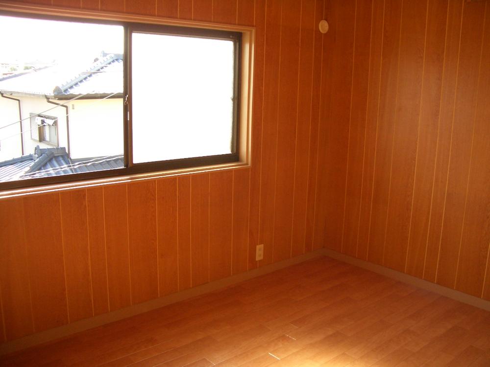 Non-living room. Indoor (11 May 2013) Shooting