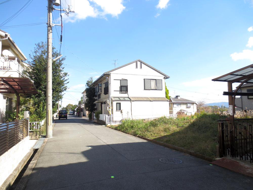 Local photos, including front road.  ■ It is safe to be less child car street ■ 