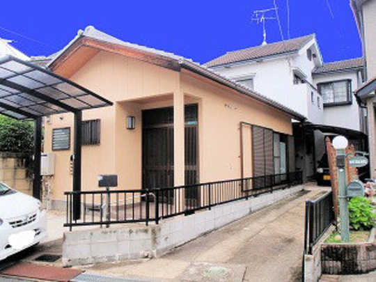 Local appearance photo