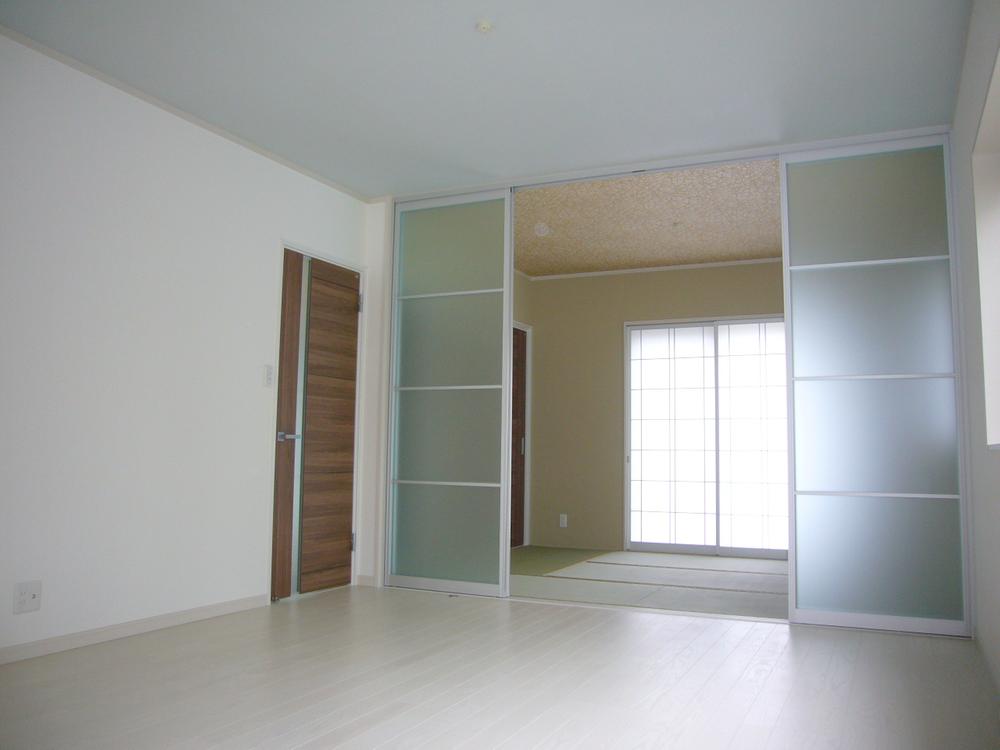 Living. Since the Japanese and LDK is available in hell, Convenient. 