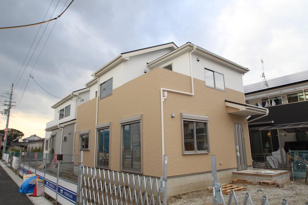 Local photos, including front road. Day good and well-ventilated Please also see good come once! 