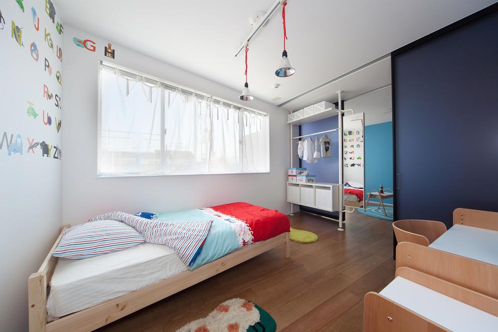 Non-living room. Children's room (May 2012) shooting