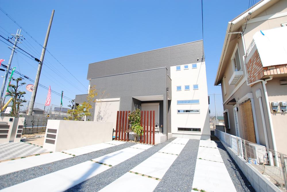 Same specifications photos (appearance). ( Building) same specification