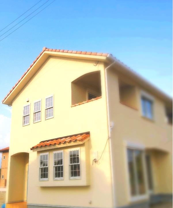 Compartment view + building plan example. Model house