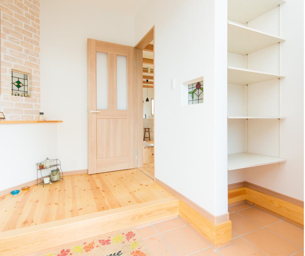 Building plan example (introspection photo). In with shoes closet, Minute there is no shoebox, Entrance is now widely. 