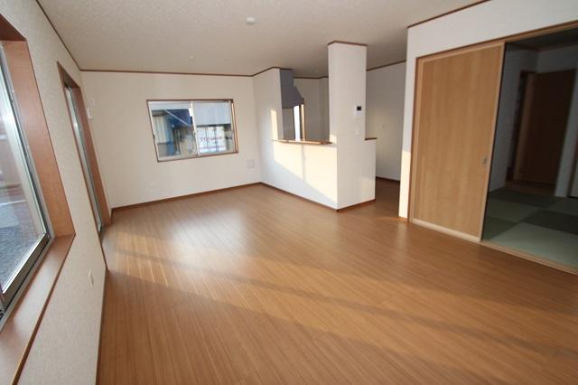 Living. Indoor (11 May 2013) Shooting