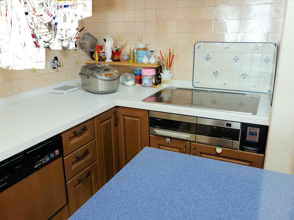 Kitchen. Indoor (September 2013) Shooting