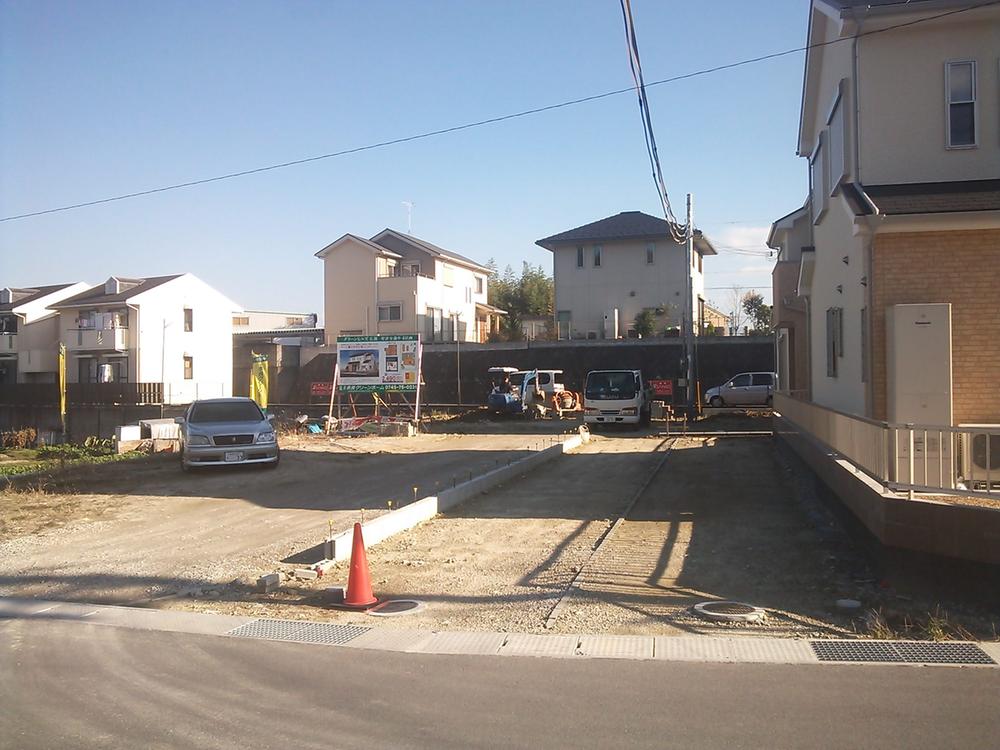 Local appearance photo. Local (12 May 2013) Shooting