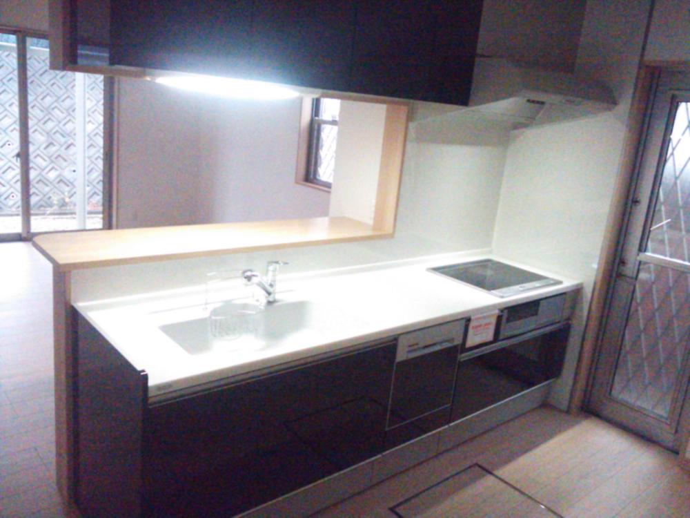 Same specifications photo (kitchen). Same specification kitchen