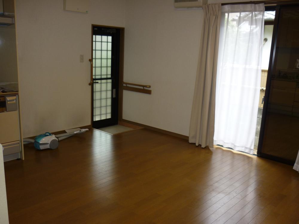 Living. Indoor (June 2013) Shooting