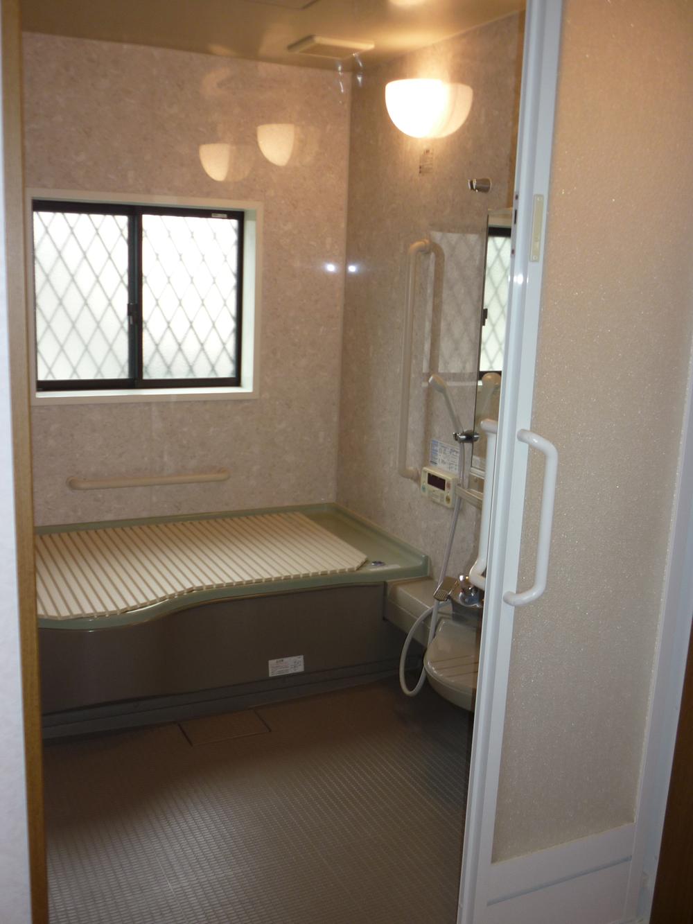 Bathroom. Indoor (June 2013) Shooting