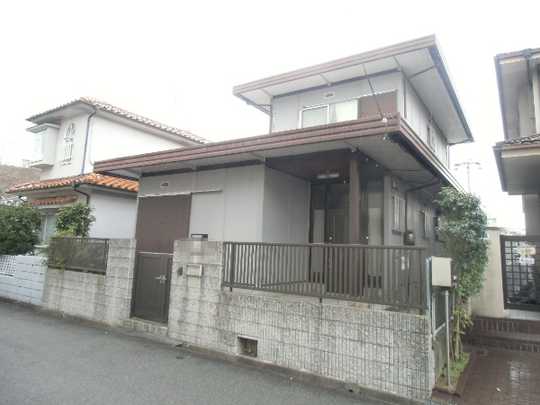 Local land photo. Northeast side of the height difference between the road is a little.