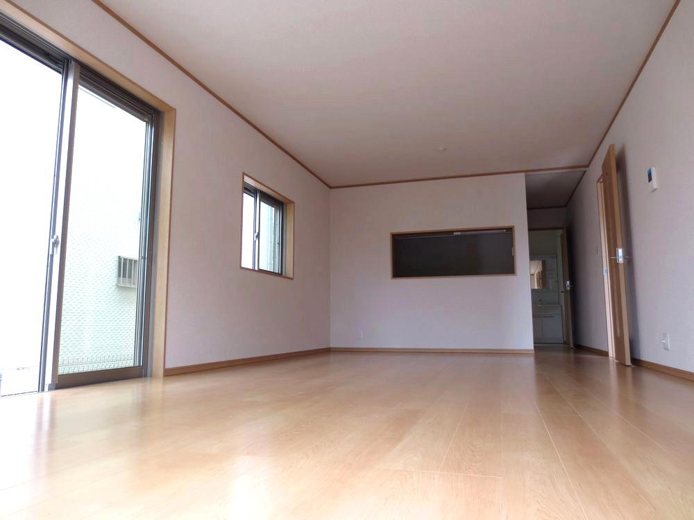 Living.  ■ Living is located in spacious 19 Pledge! (1 Building Living) ■ 