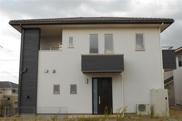 Local appearance photo. Local shooting