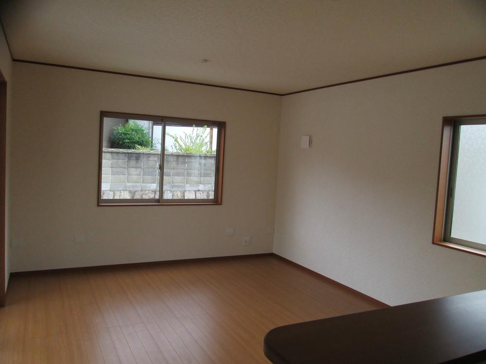 Living. Sunny south side seen facing the LDK