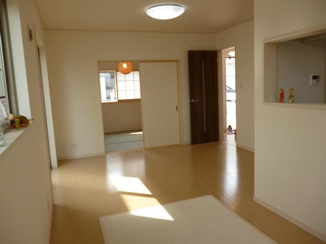 Living. Specification example