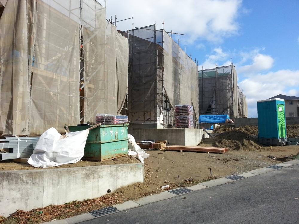 Local photos, including front road. Local (12 May 2013) Shooting