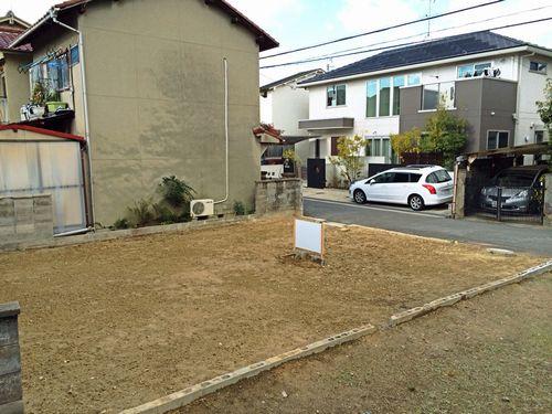 Local photos, including front road.  ☆ Front is the road (about 4m) ☆ 