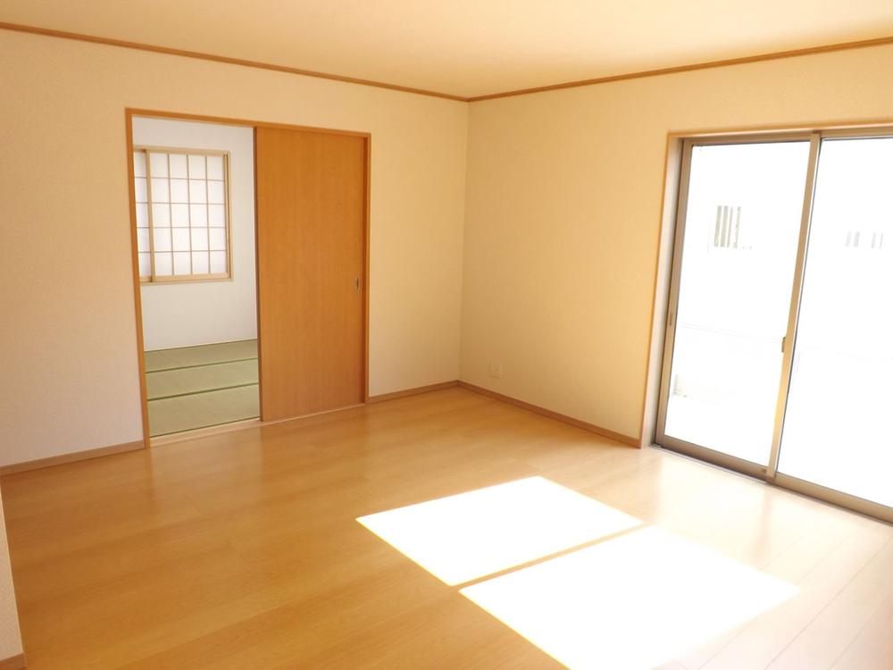 Living. Local photos (living) LDK16 Pledge, All rooms have double-glazing!