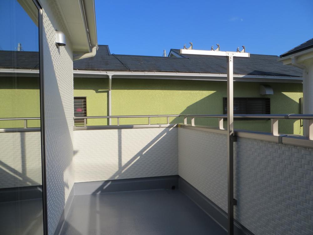 Balcony. Since the wide balcony, It is full of Jose