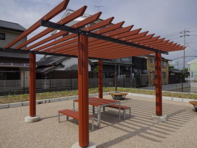 Local photos, including front road. Local (10 May 2013) Shooting