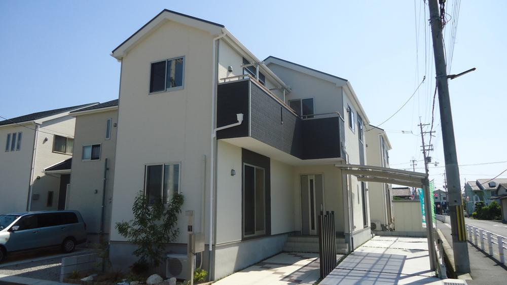 Local appearance photo